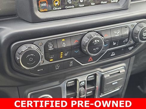 Used 2022 Jeep Wrangler Unlimited Sahara w/ Cold Weather Group image 21