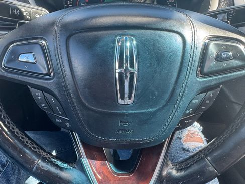 Used 2017 Lincoln MKZ Reserve w/ Technology Package image 19