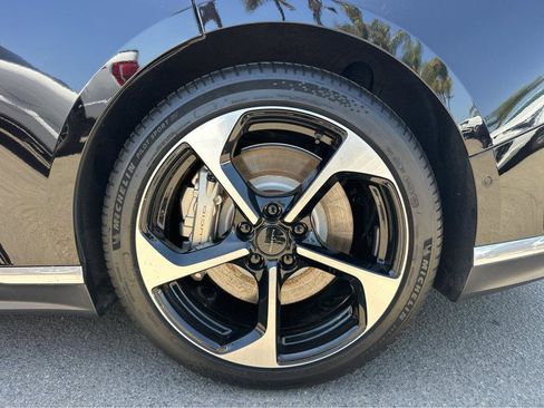 Used 2024 Lucid Air Touring AWD/4WD image 14