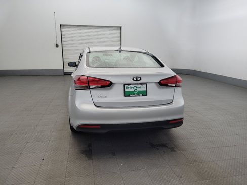 Used 2018 Kia Forte LX image 6