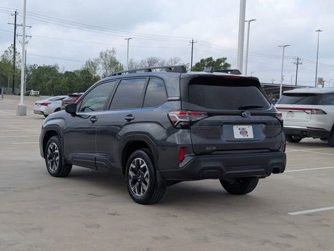 Certified 2025 Subaru Forester AWD/4WD image 4