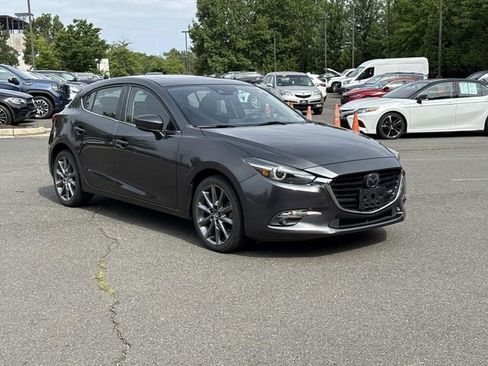 Used 2018 MAZDA MAZDA3 Grand Touring w/ Premium Equipment Package FWD image 1