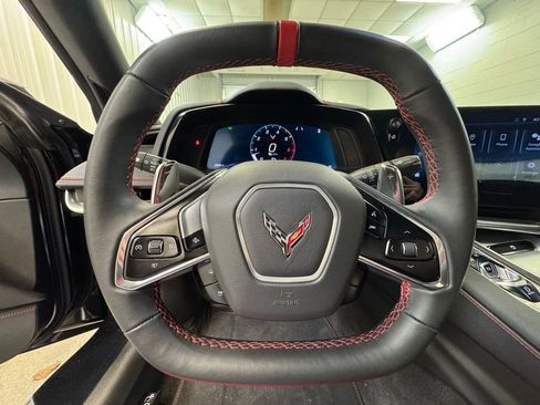 Used 2024 Chevrolet Corvette Stingray Coupe w/ Z51 Performance Package image 25