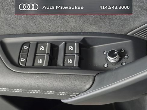 Used 2023 Audi SQ5 Premium Plus w/ Premium Plus Package AWD/4WD image 14