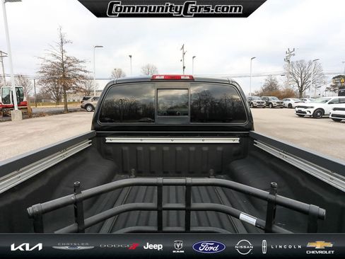 Used 2019 Nissan Frontier SV w/ Value Truck Package image 7