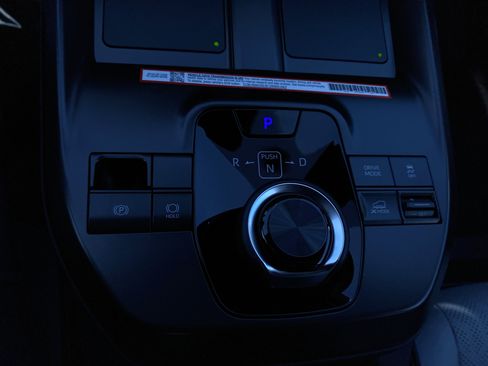 New 2026 Subaru Solterra Premium image 33