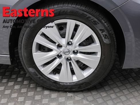 Used 2024 Nissan Sentra S FWD image 30