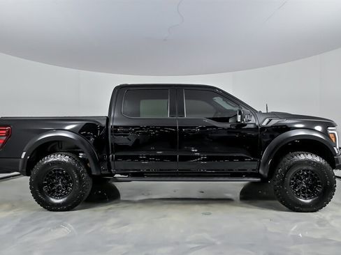 Used 2025 Ford F150 Raptor w/ Equipment Group 803A Raptor R AWD/4WD image 14