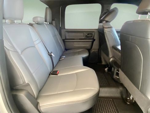 Used 2024 RAM 2500 Tradesman w/ Chrome Appearance Group image 24