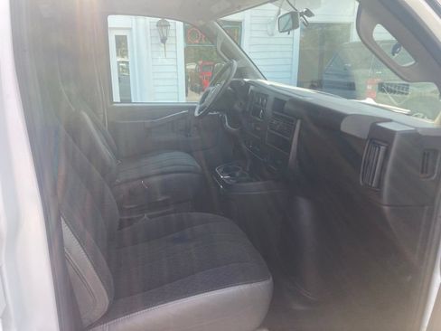 Used 2025 GMC Savana 2500 w/ Driver Convenience Package RWD image 14