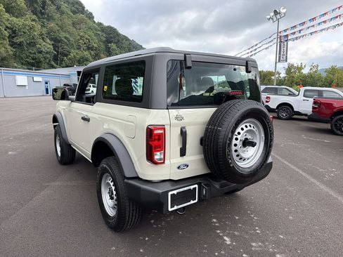 New 2026 Ford Bronco 2-Door AWD/4WD image 6