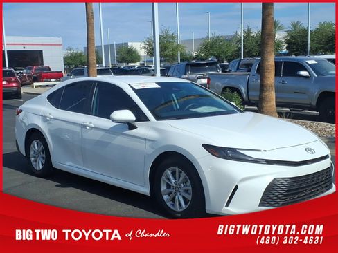 Used 2025 Toyota Camry LE FWD image 1