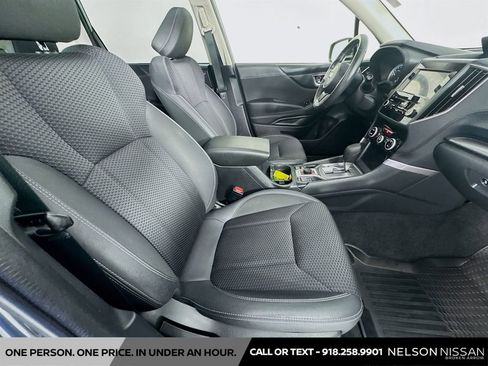 Used 2023 Subaru Forester Premium AWD/4WD image 28
