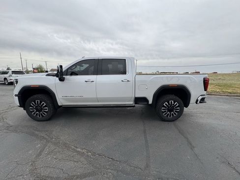 Used 2024 GMC Sierra 3500 Denali Ultimate image 5