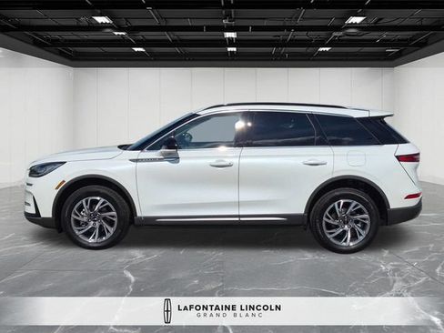 Certified 2026 Lincoln Corsair Premiere AWD/4WD image 2