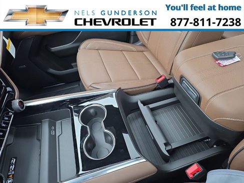 New 2026 Chevrolet Tahoe High Country AWD/4WD image 36