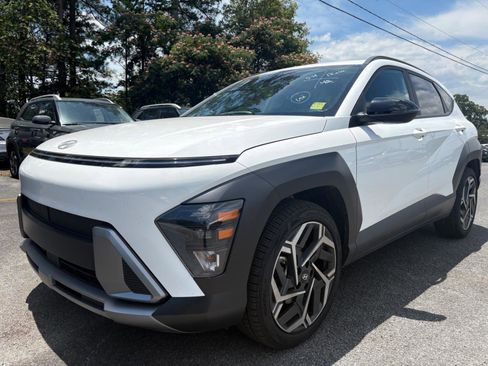 Used 2026 Hyundai Kona SEL Premium FWD image 1