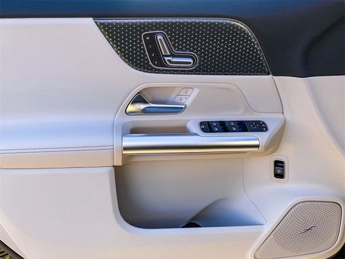 New 2025 Mercedes-Benz GLA 250 4MATIC image 20