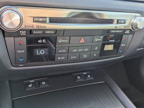 Used 2019 Lexus GS 300 w/ Premium Package RWD image 18
