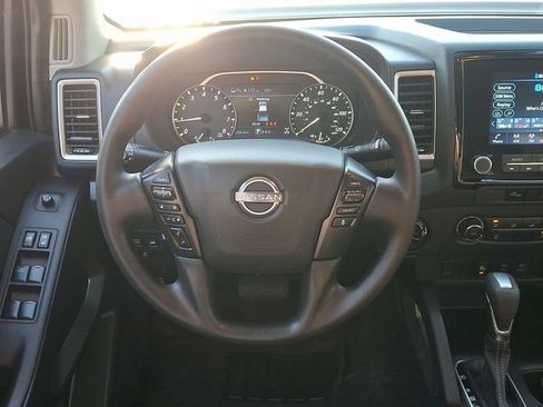 Used 2024 Nissan Frontier SV w/ Technology Package AWD/4WD image 19