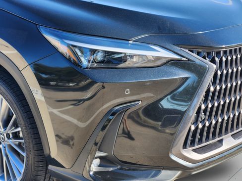 Used 2025 Lexus NX 450h+ AWD w/ Accessory Package (2T) image 33