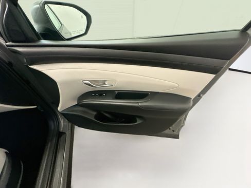 Used 2025 Hyundai Tucson SEL AWD/4WD image 33