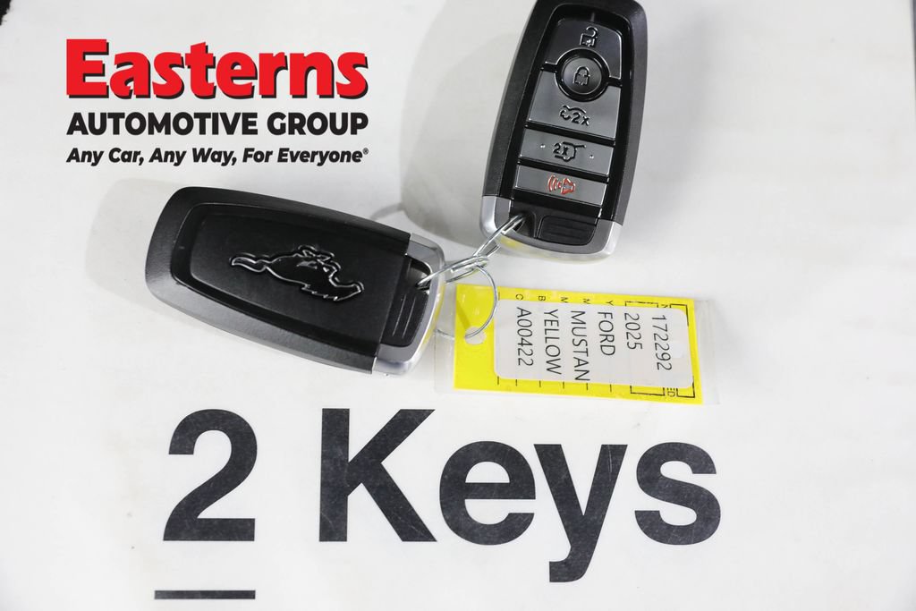 Used 2025 Ford Mustang Mach-E Premium AWD/4WD image 28