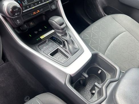 Used 2024 Toyota RAV4 XLE w/ Convenience Package image 25