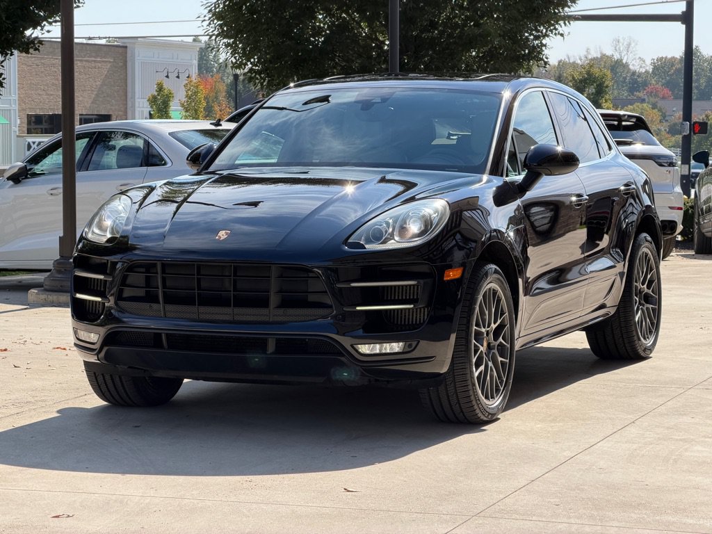 Used 2016 Porsche Macan Turbo AWD/4WD image 11