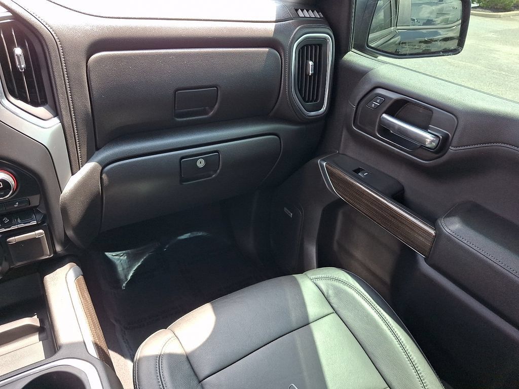 Used 2020 Chevrolet Silverado 1500 RST w/ All-Star Edition AWD/4WD image 17