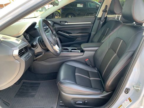 Used 2023 Nissan Altima 2.5 SR FWD image 20