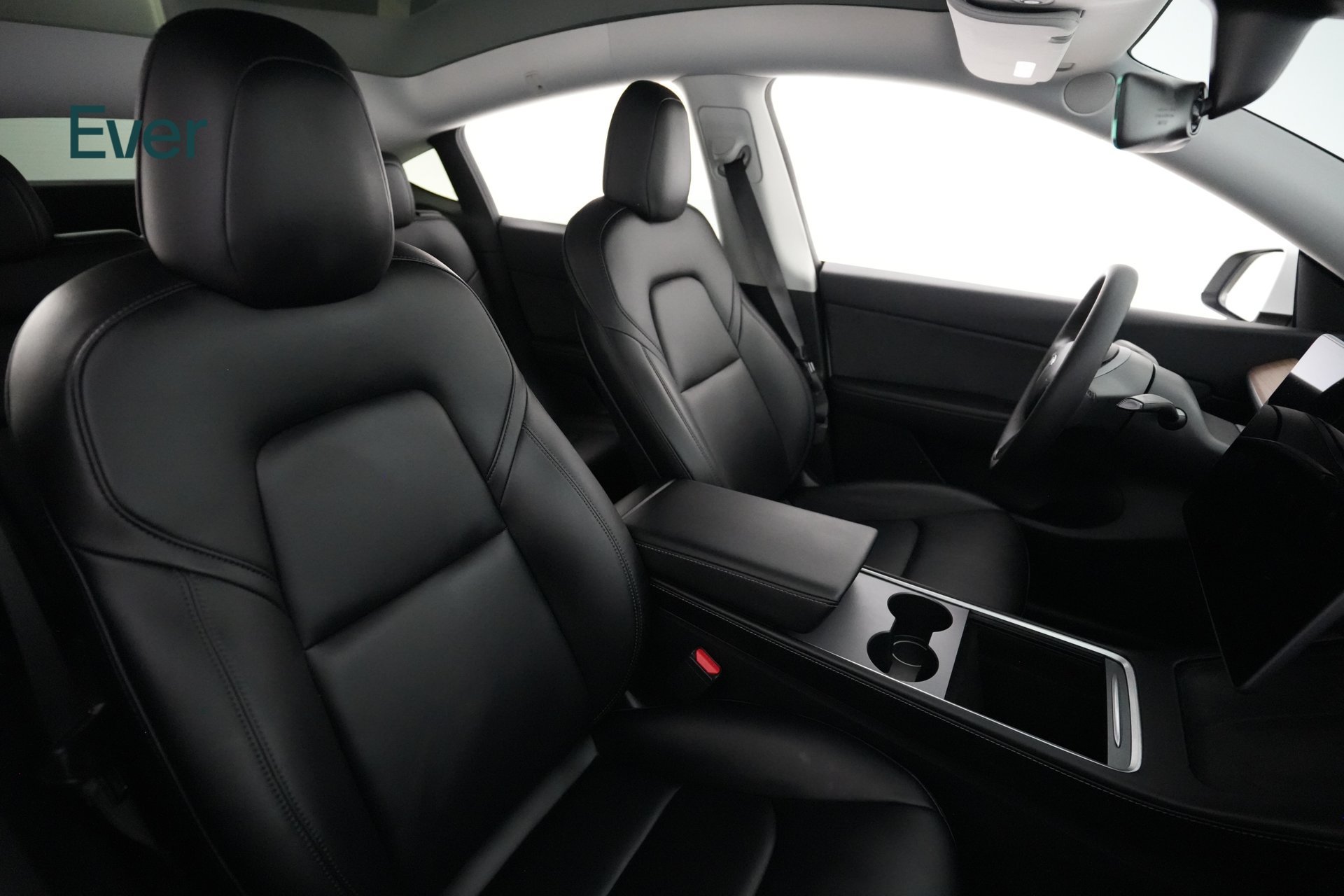 Used 2021 Tesla Model Y Long Range AWD/4WD image 23