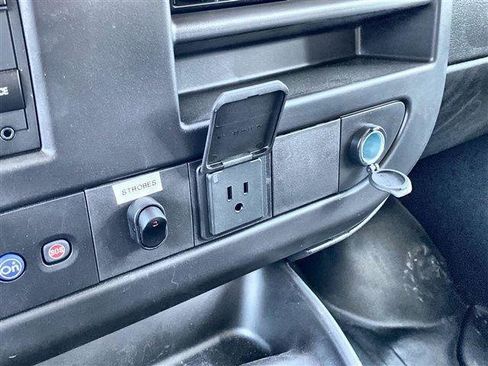 New 2024 Chevrolet Express 3500 w/ Power Convenience Package image 45