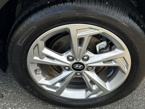 Used 2022 Hyundai Kona SEL w/ Cargo Package image 10