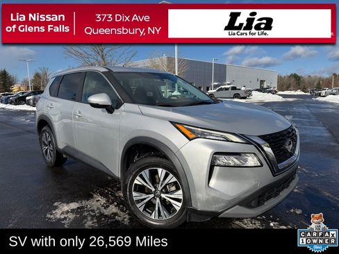 Used 2023 Nissan Rogue SV image 1