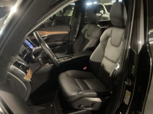 Used 2024 Volvo XC90 B6 Plus AWD/4WD image 2