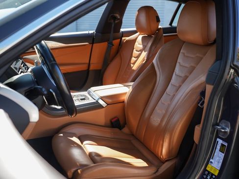 Used 2022 BMW M850i Gran Coupe xDrive image 22