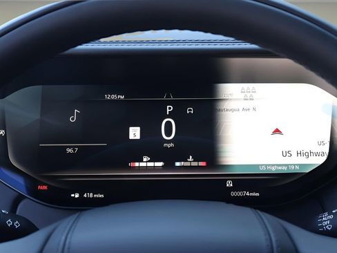 New 2026 Land Rover Range Rover Long Wheelbase SE image 22