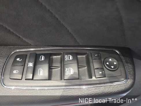 Used 2022 Dodge Charger SRT Hellcat w/ Harman/Kardon Audio Group image 18