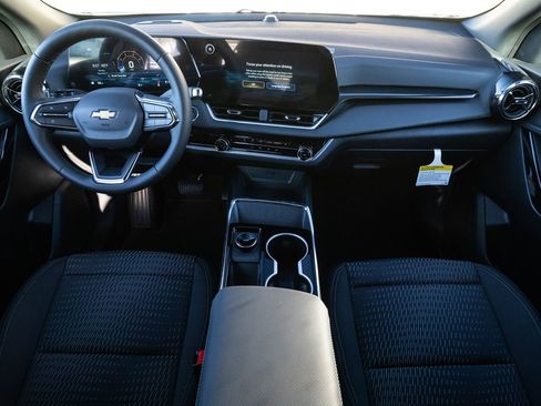 New 2026 Chevrolet Equinox LT image 10