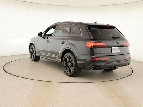 Used 2025 Audi Q7 3.0T Premium Plus image 4