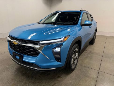 New 2026 Chevrolet Trax LT image 9