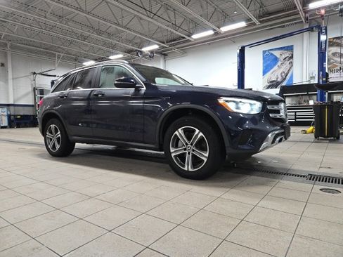 Used 2022 Mercedes-Benz GLC 300 4MATIC image 1