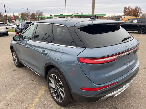 Certified 2024 Lincoln Corsair AWD w/ Equipment Group 101A image 8