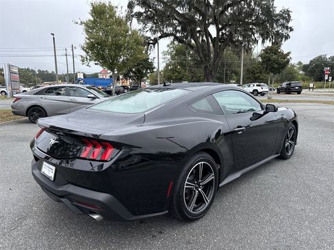 Used 2024 Ford Mustang EcoBoost image 3