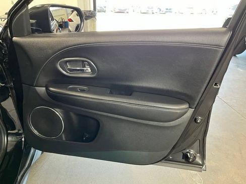 Used 2016 Honda HR-V EX-L image 13