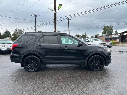 Used 2017 Ford Explorer 4WD image 4