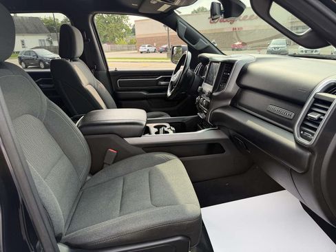 Used 2019 RAM 1500 Big Horn AWD/4WD image 18