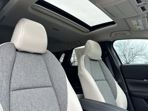 New 2026 MAZDA CX-30 Aire Edition image 17