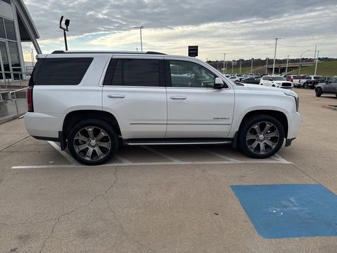 Used 2019 GMC Yukon Denali image 7